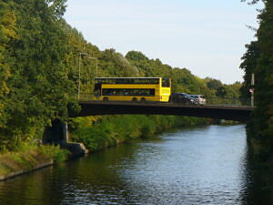 Siemensbrücke über dem Teltowkanal in Berlin-Steglitz