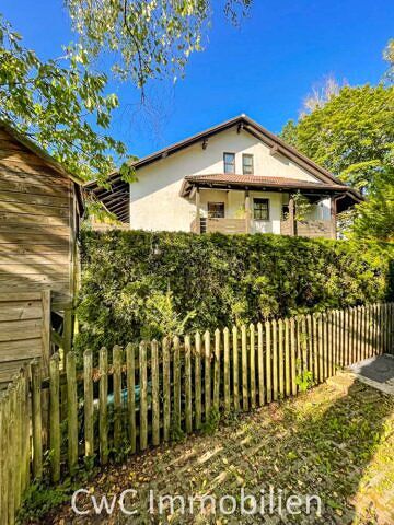 Sehr schöne DG-Maisonettewohnung mit großem Balkon