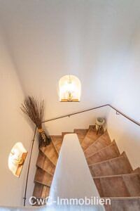 Treppe ins Obergeschoss